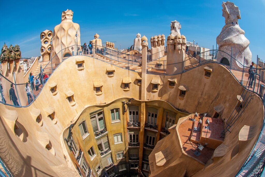 gaudi, barcelona, spain-1285294.jpg